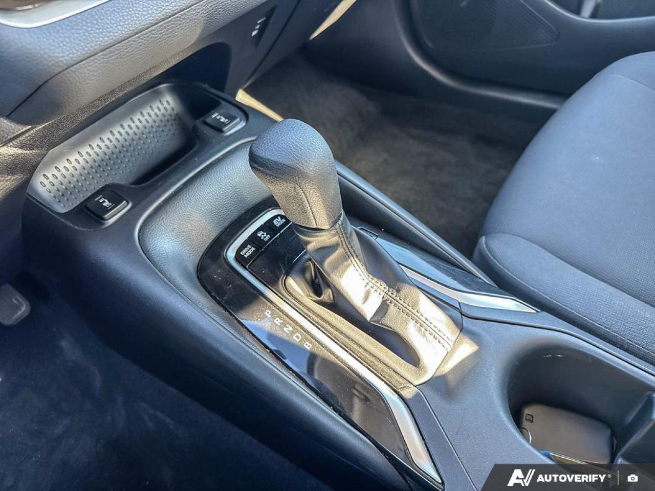 2023 Toyota Corolla Hybrid LE Photo