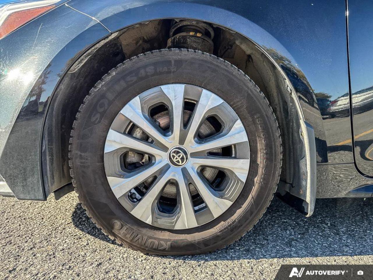 2023 Toyota Corolla Hybrid LE Photo