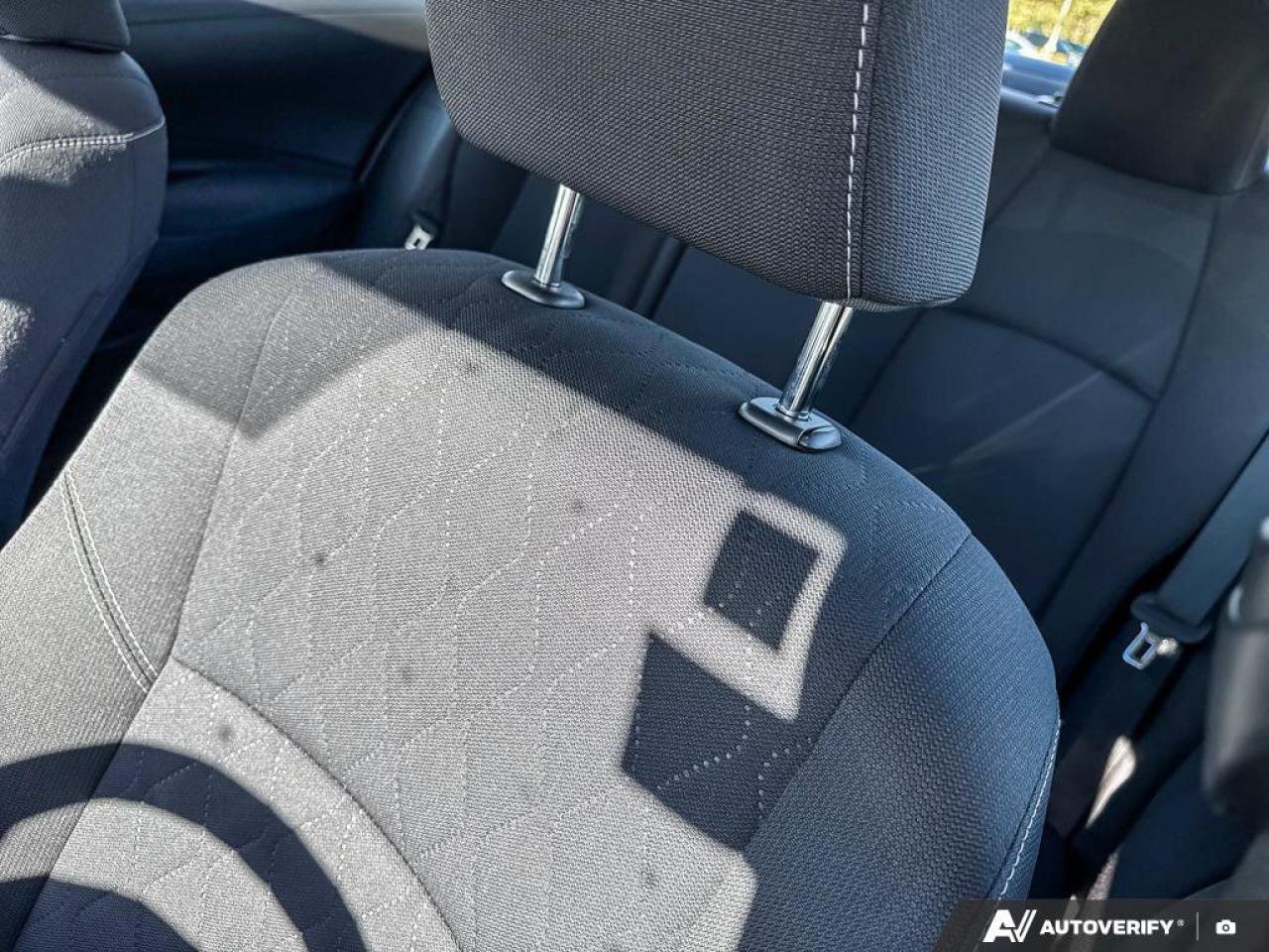 2023 Toyota Corolla Hybrid LE Photo