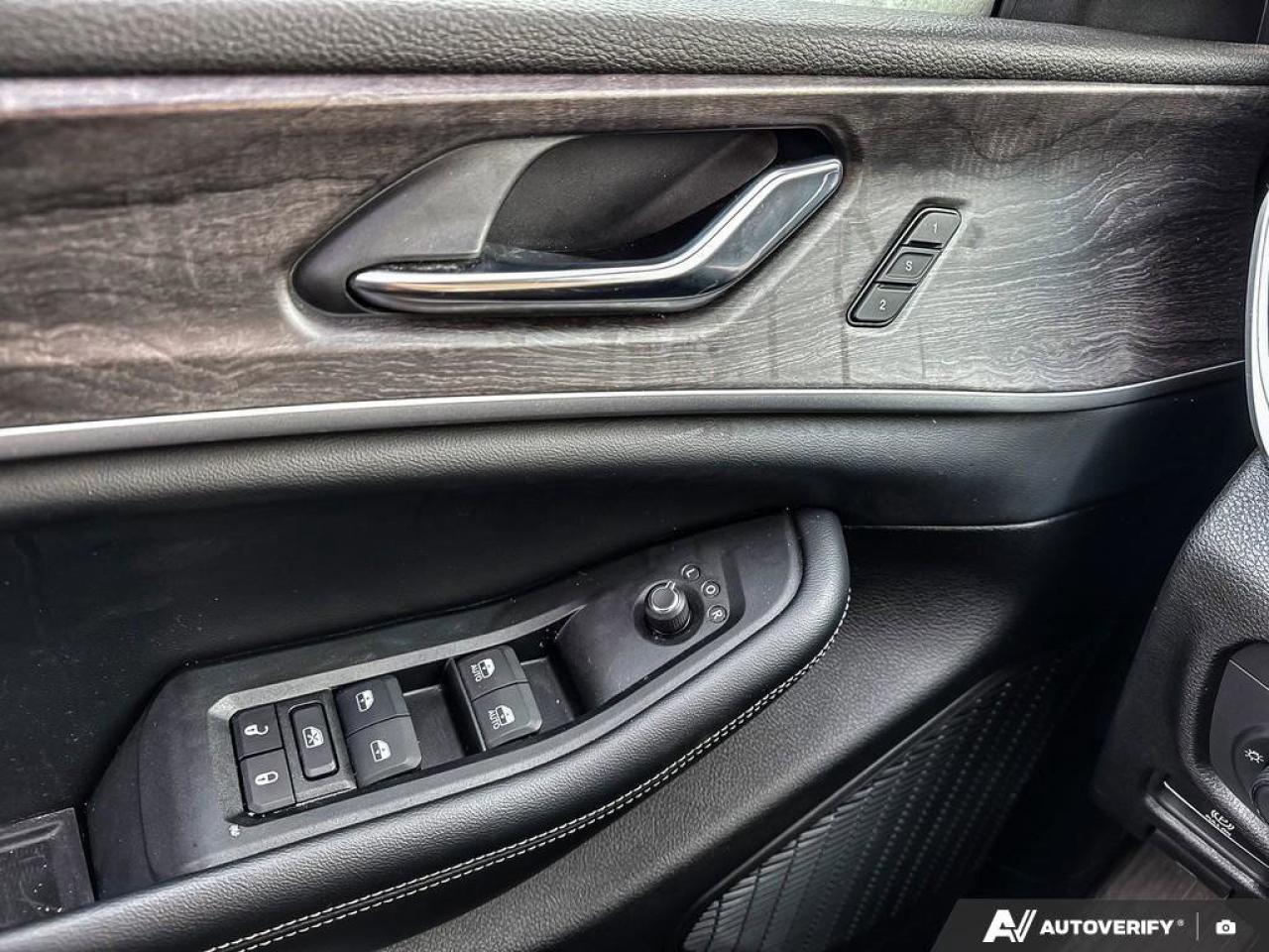 2024 Jeep Grand Cherokee L Limited Photo