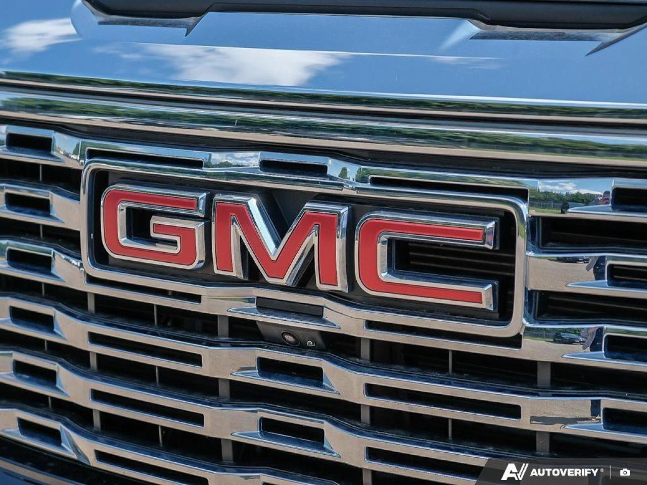 2025 GMC Sierra 1500 DenaliDENALI RESERVE, DURAMAX, NAV, ROOF, 1-OWNER! Photo