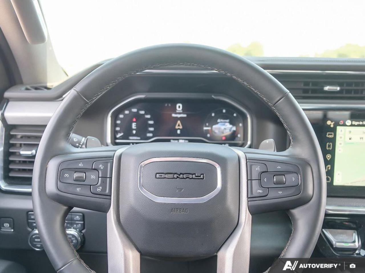 2025 GMC Sierra 1500 DenaliDENALI RESERVE, DURAMAX, NAV, ROOF, 1-OWNER! Photo