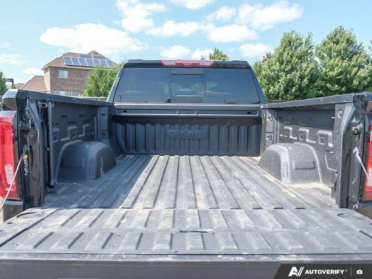 2025 GMC Sierra 1500 DENALI RESERVE, DURAMAX, NAV, ROOF, 1-OWNER! Photo