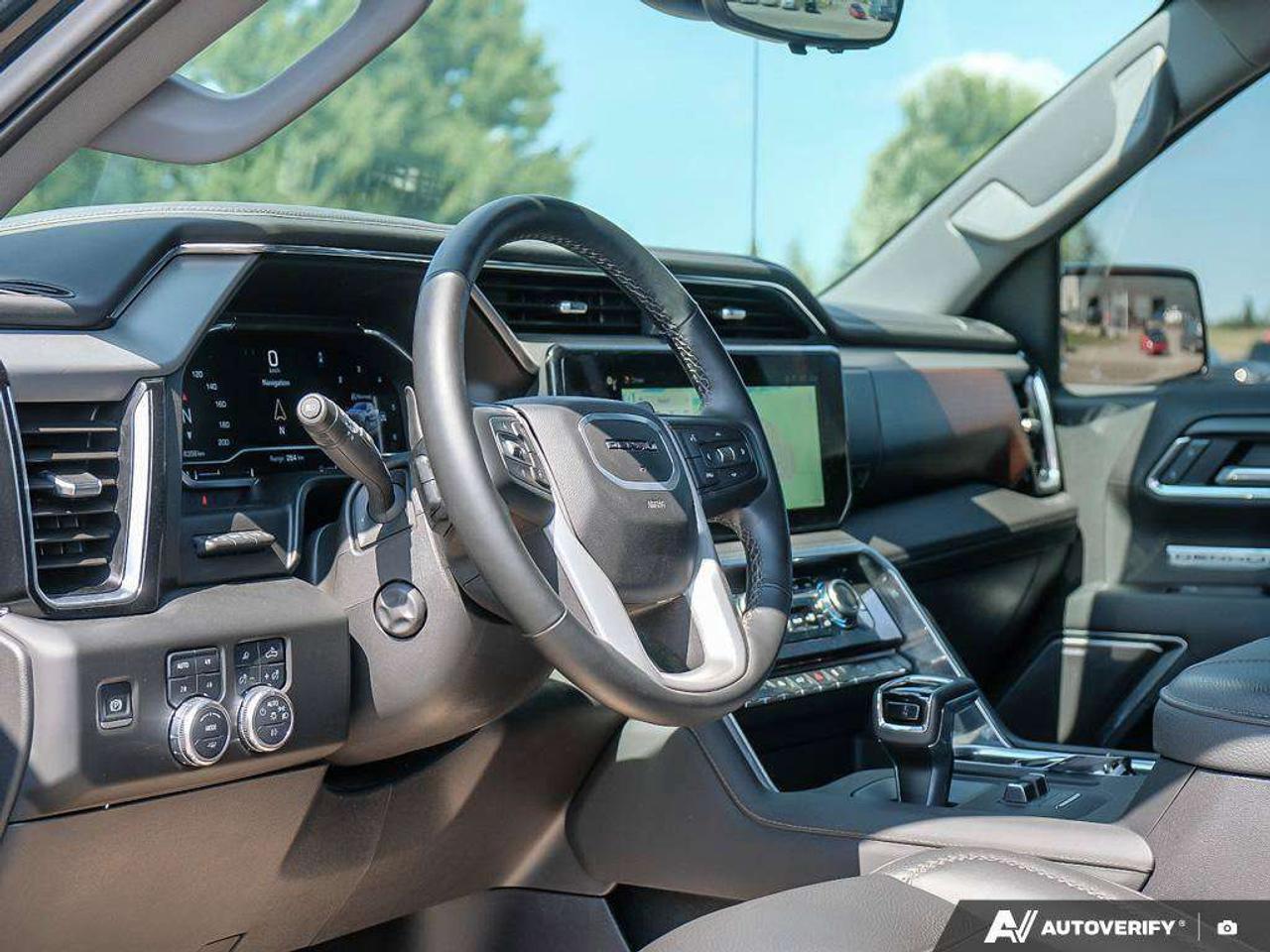 2025 GMC Sierra 1500 DENALI RESERVE, DURAMAX, NAV, ROOF, 1-OWNER! Photo