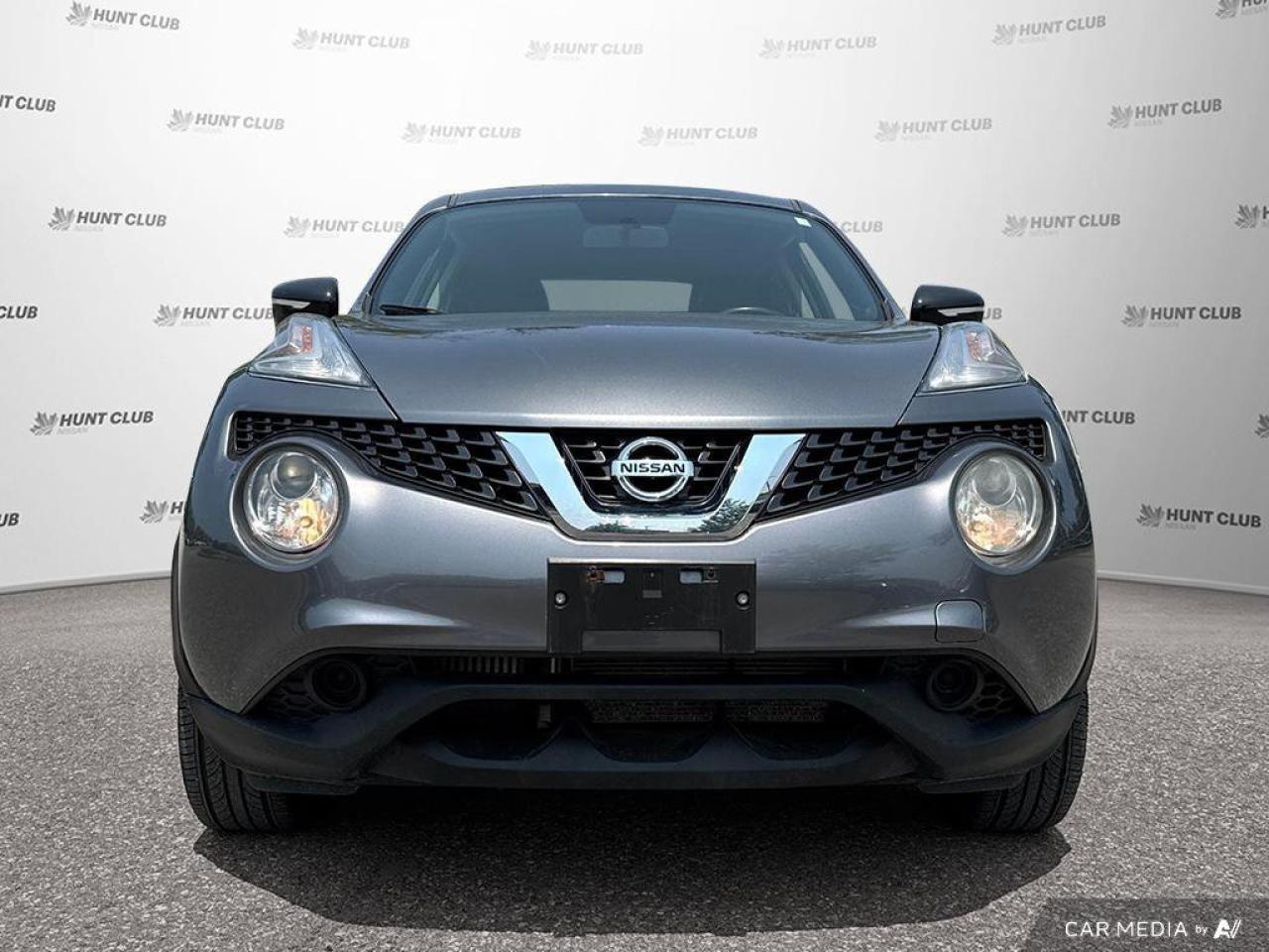 2016 Nissan Juke SV Photo