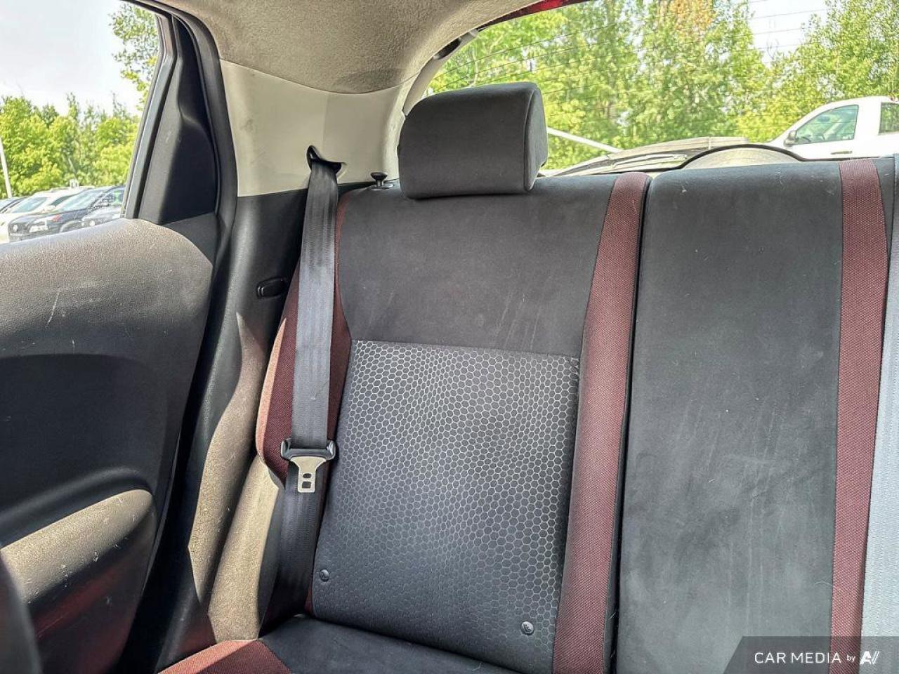 2016 Nissan Juke SV Photo