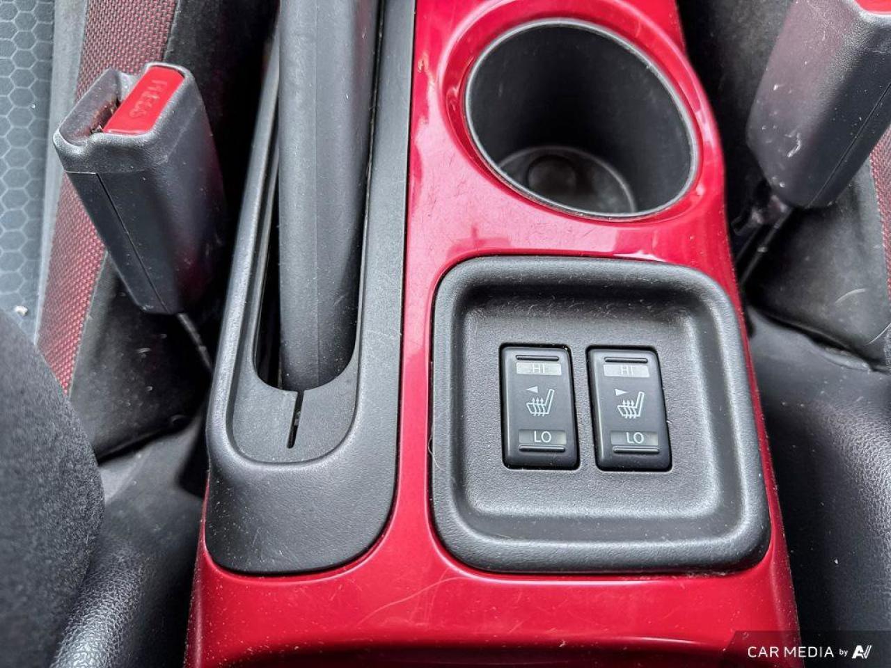 2016 Nissan Juke SV Photo