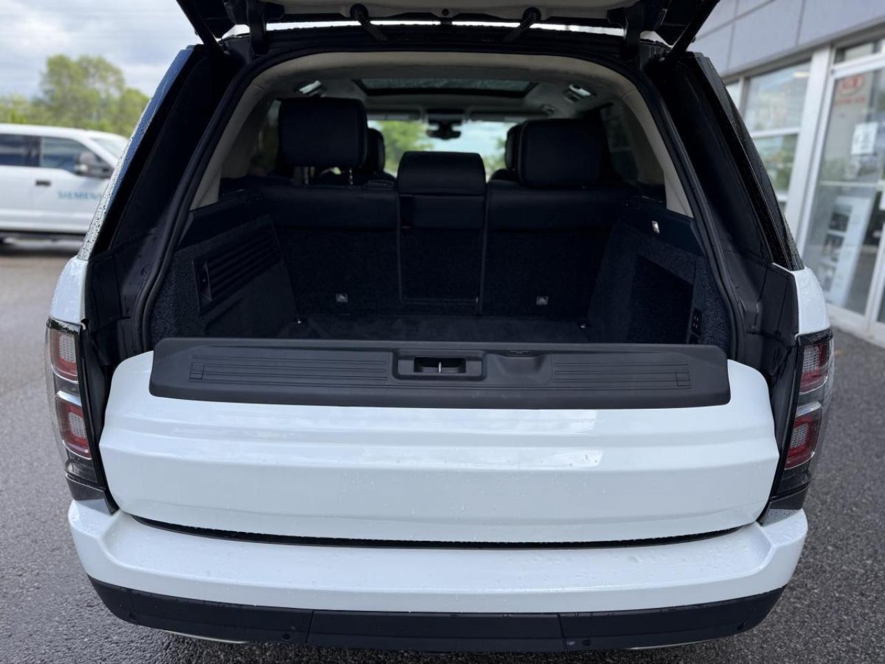 2020 Land Rover Range Rover HSE Photo