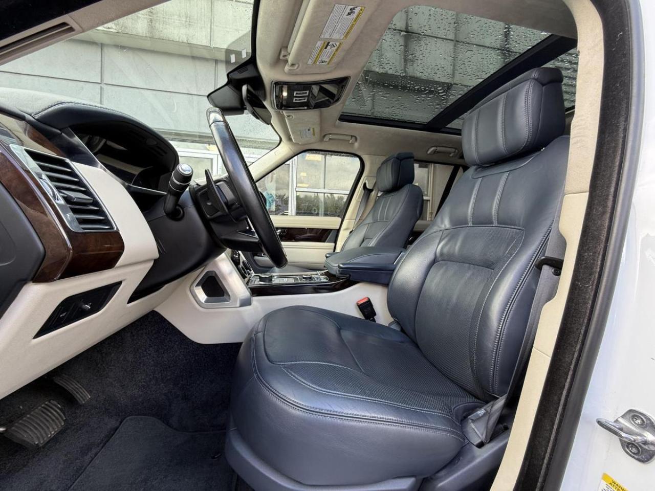 2020 Land Rover Range Rover HSE Photo