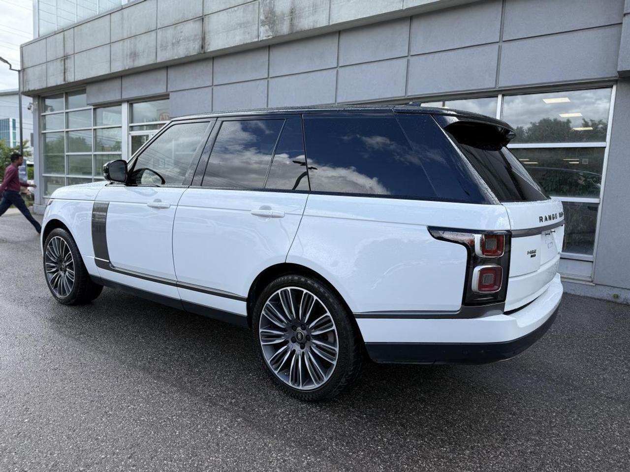 2020 Land Rover Range Rover HSE Photo