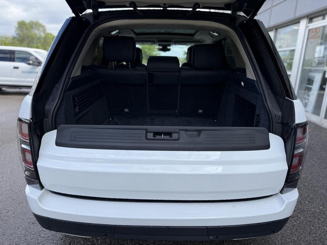 2020 Land Rover Range Rover HSE Photo