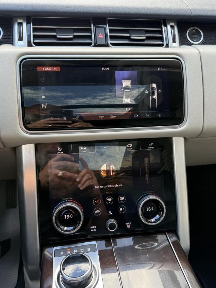 2020 Land Rover Range Rover HSE Photo