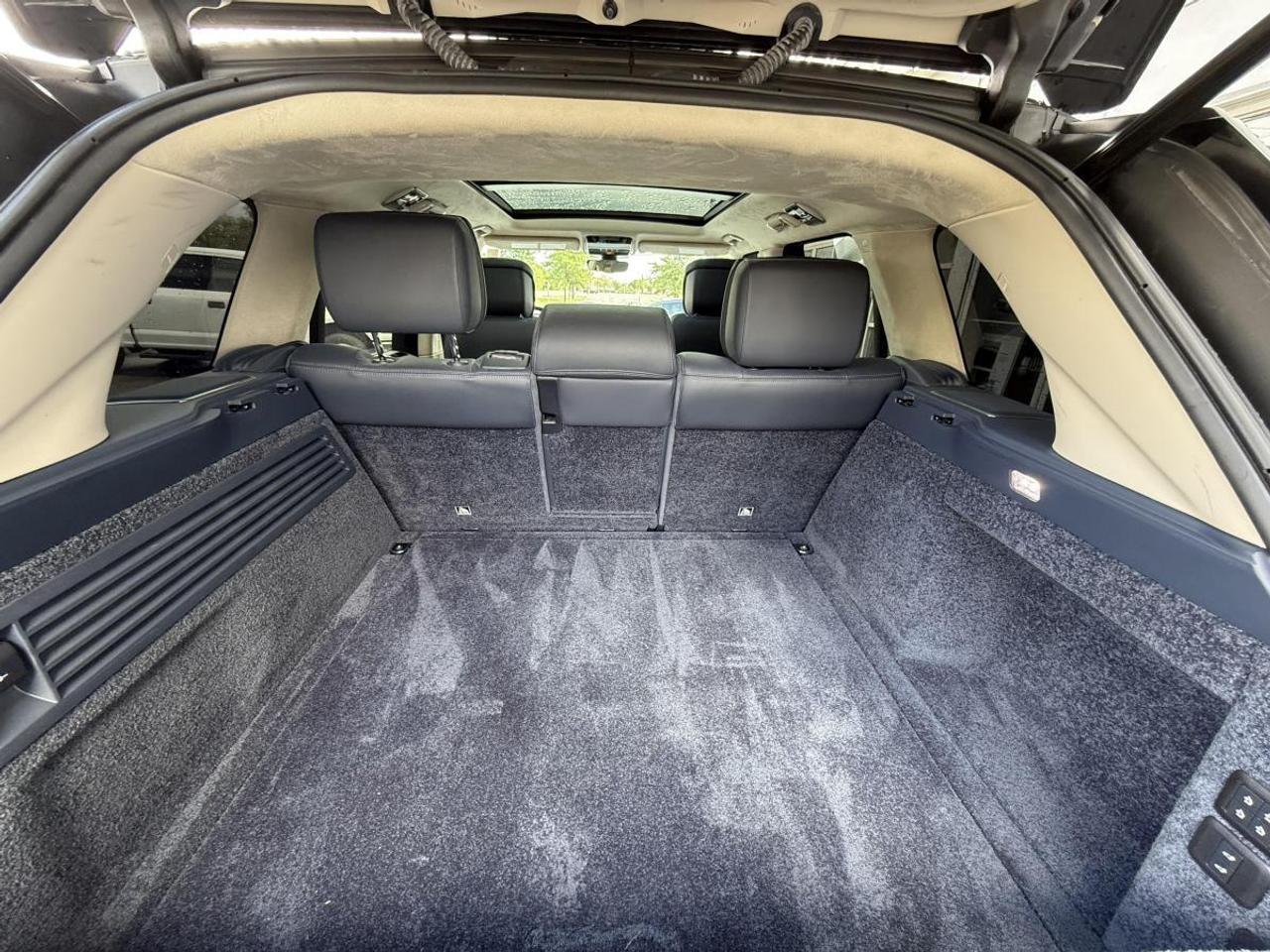 2020 Land Rover Range Rover HSE Photo