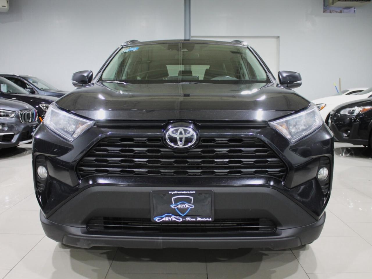 2020 Toyota RAV4 XLE 4dr All-wheel Drive Automatic Photo2