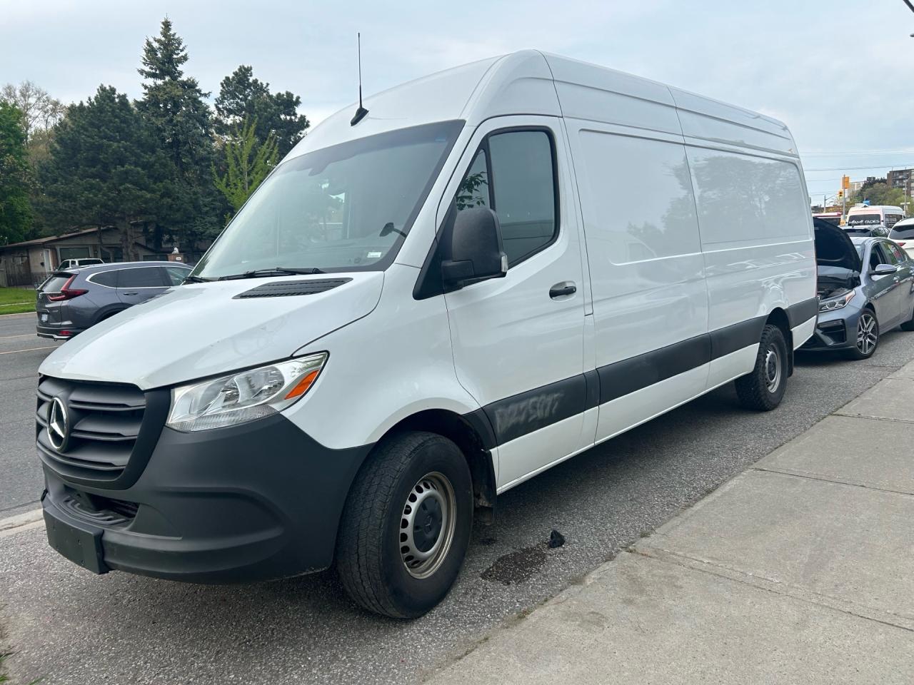 2023 Mercedes-Benz Sprinter 2500 High Roof I4 Diesel 170 Photo