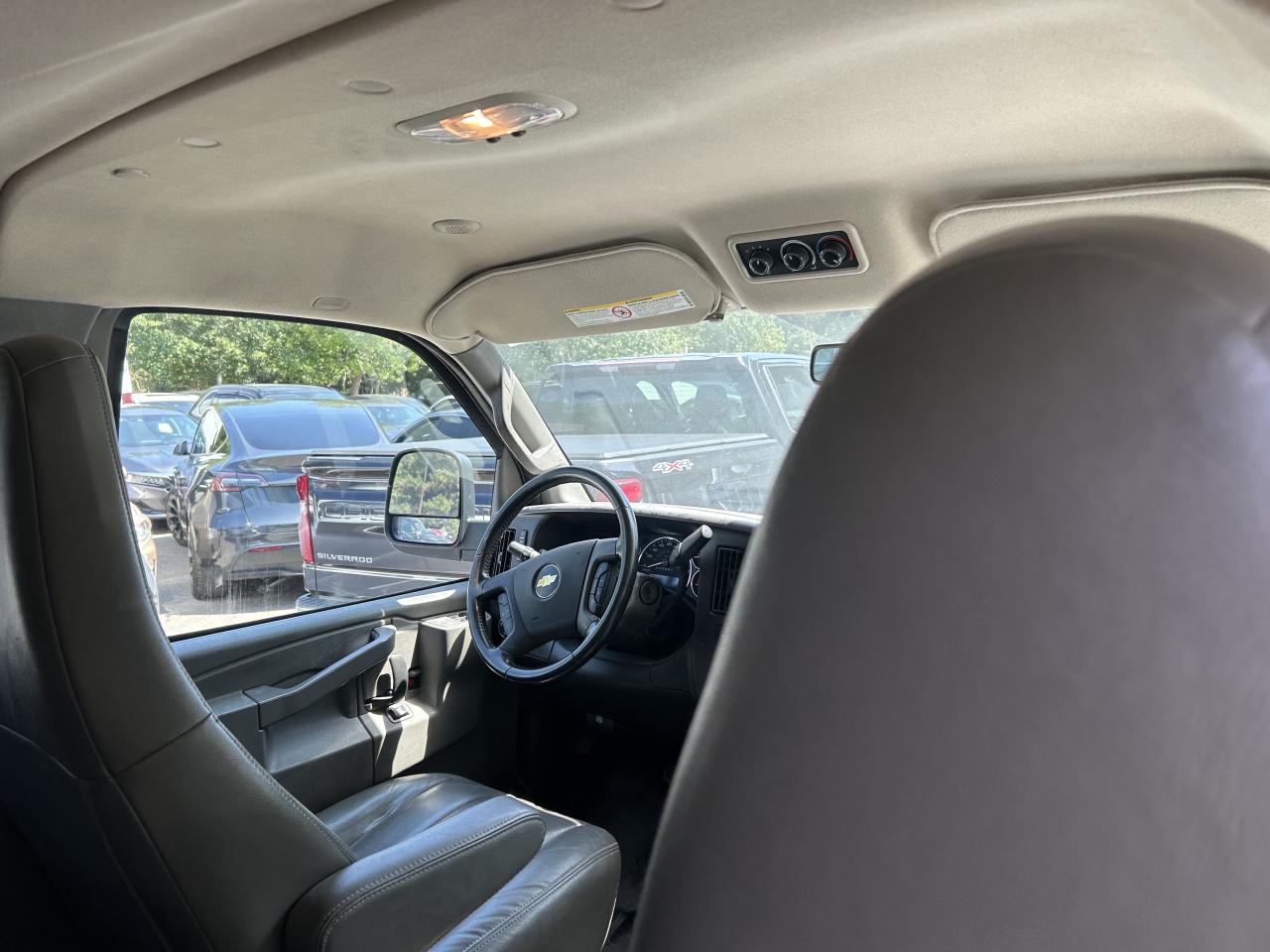 2022 Chevrolet Express Passenger RWD 3500 155 LS Photo