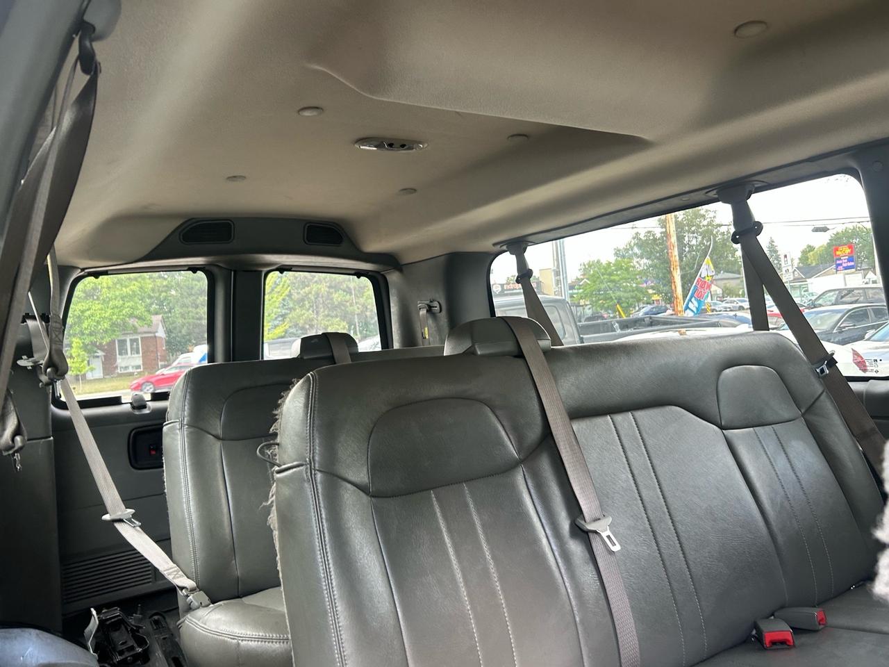 2022 Chevrolet Express Passenger RWD 3500 155 LS Photo