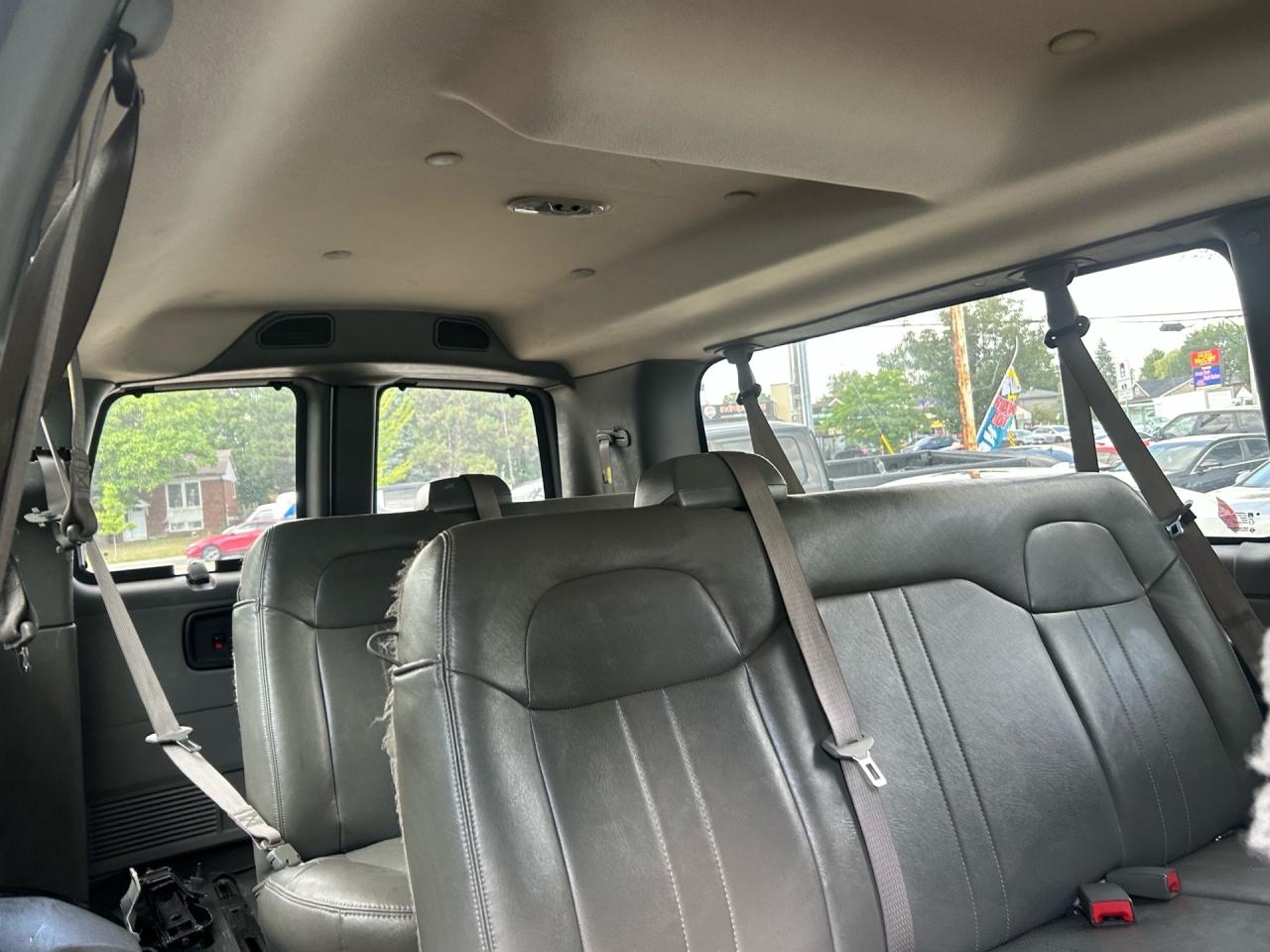 2022 Chevrolet Express Passenger RWD 3500 155 LS Photo