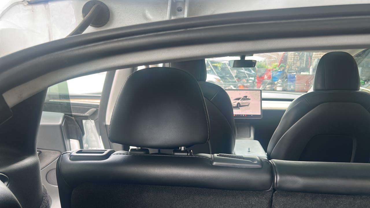 2022 Chevrolet Express Passenger RWD 3500 155 LS Photo