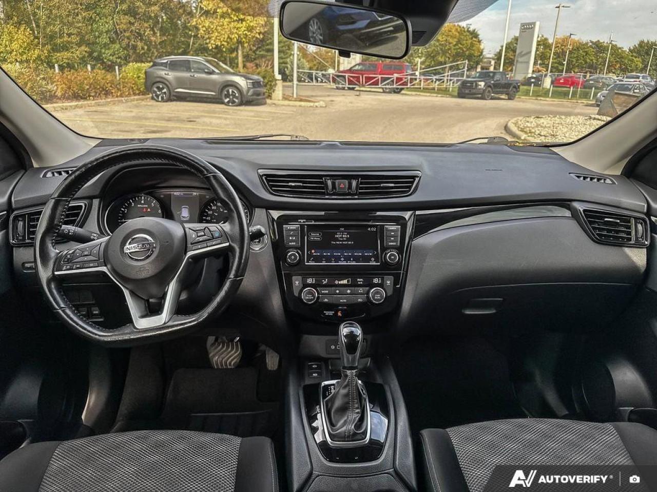 2022 Nissan Qashqai SV Photo