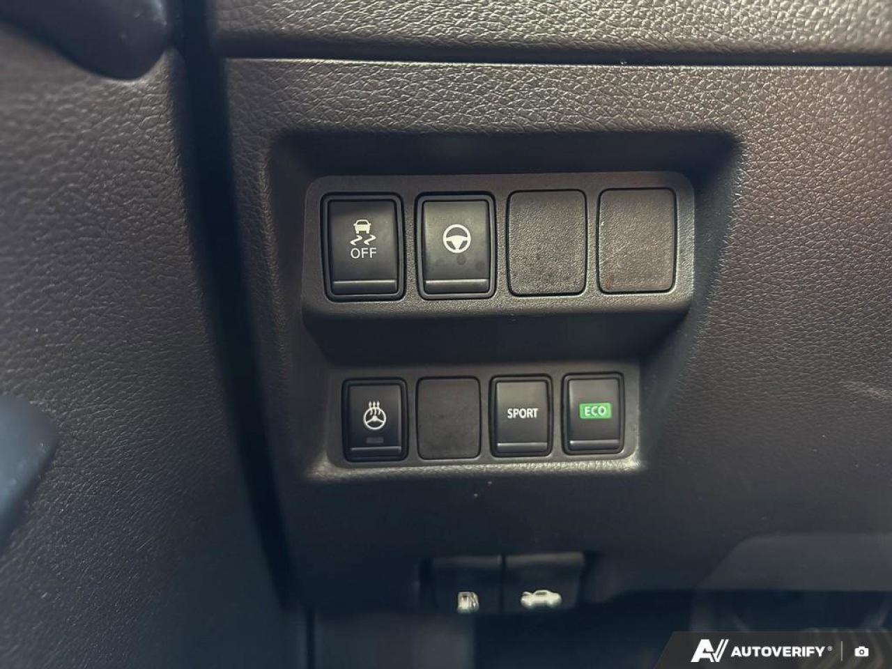 2022 Nissan Qashqai SV Photo