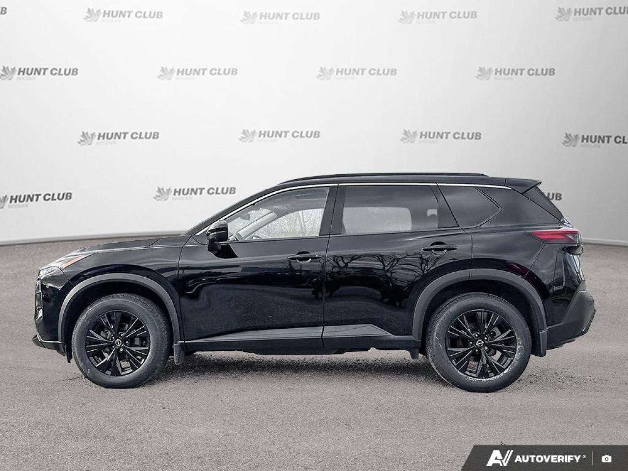 2023 Nissan Rogue Sv Midnight Photo