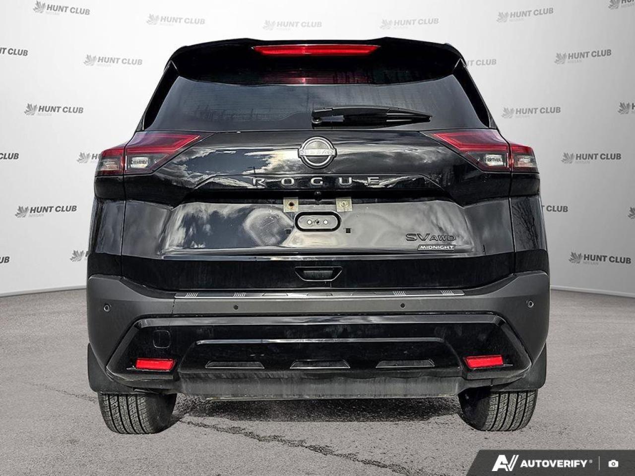 2023 Nissan Rogue SV Photo