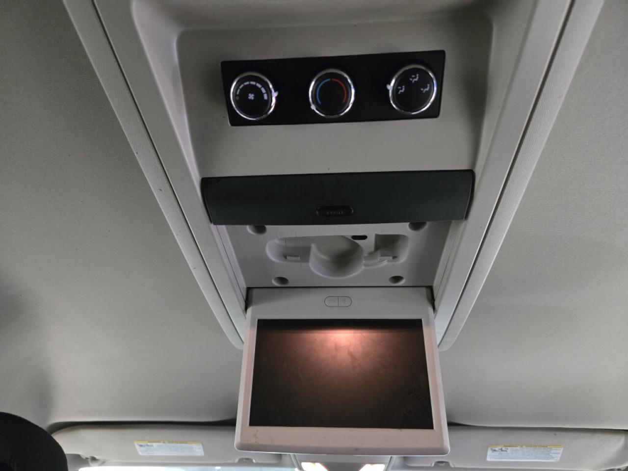 2017 Dodge Grand Caravan SXT Plus Stow N Go  Backup Camera Rear Climate Con Photo