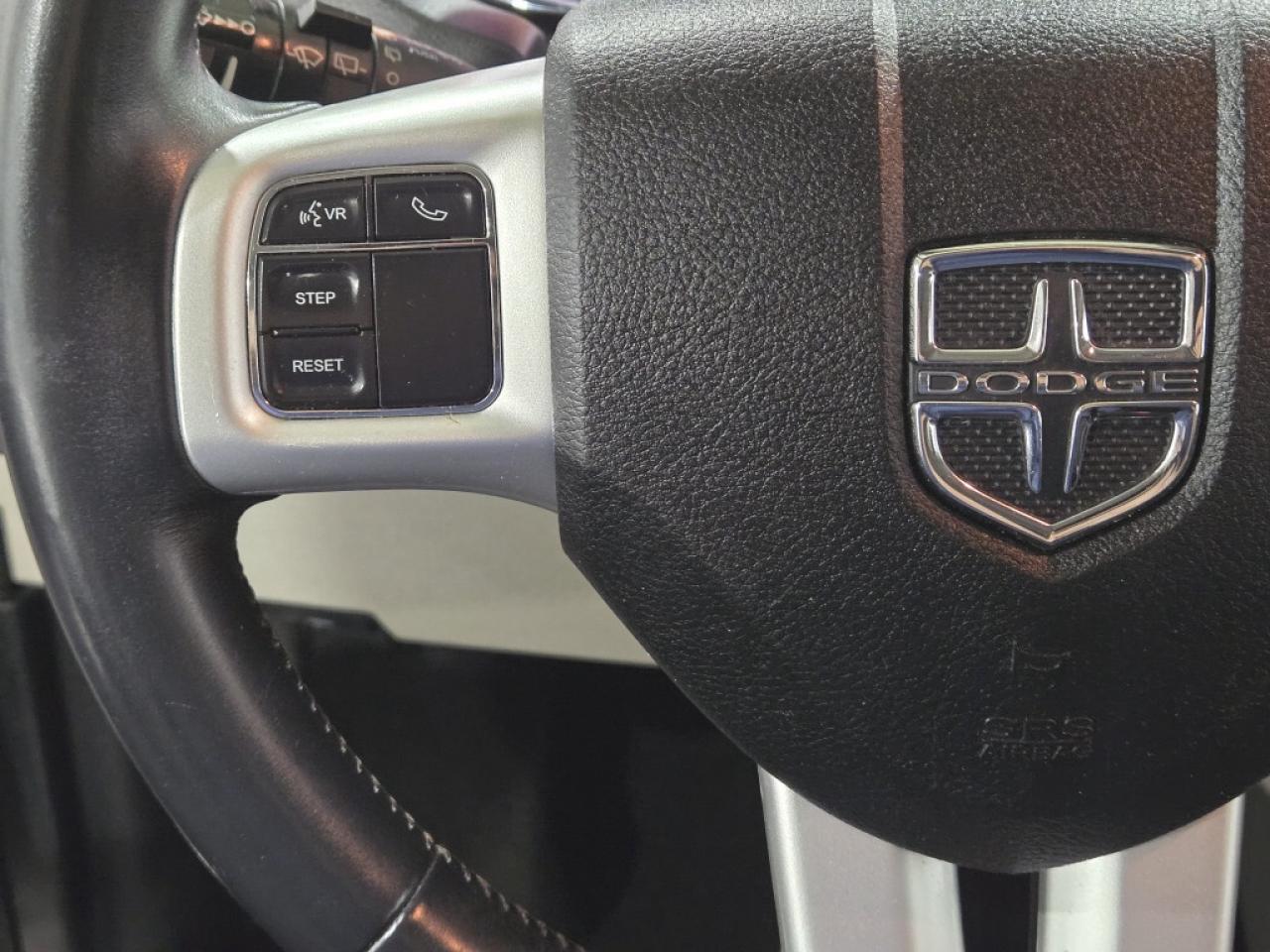 2017 Dodge Grand Caravan SXT Plus Stow N Go  Backup Camera Rear Climate Con Photo