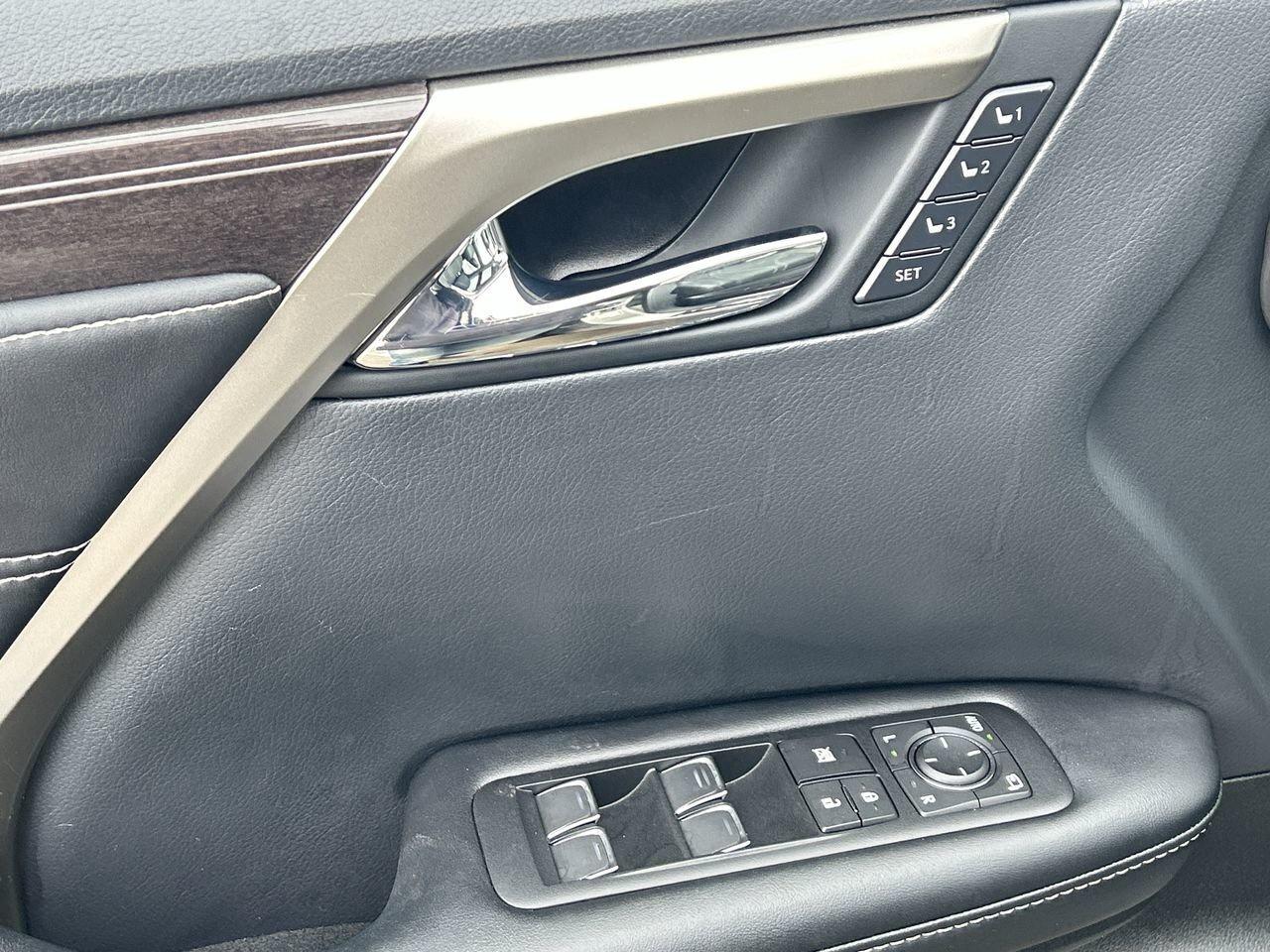 2021 Lexus RX 450h AWD   Executive Pkg Photo