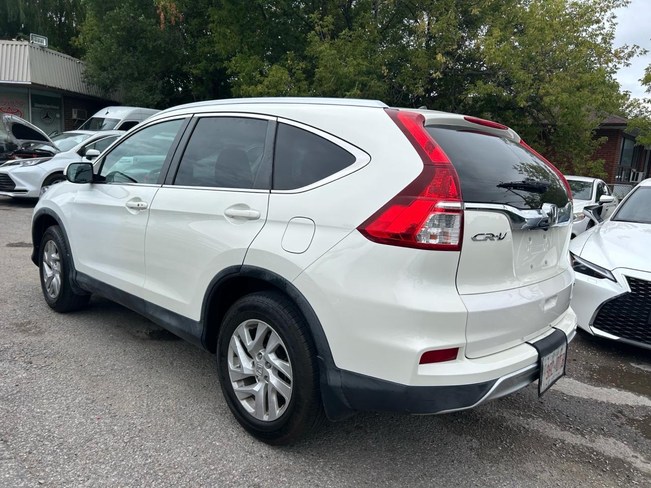 2015 Honda CR-V Awd 5dr Se Photo