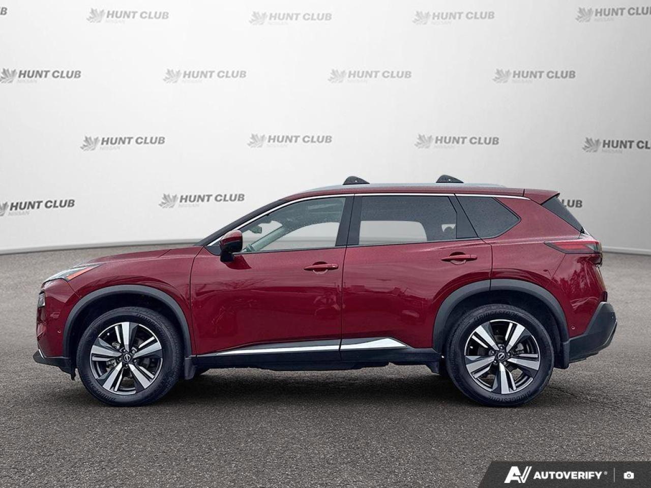 2023 Nissan Rogue SL Photo