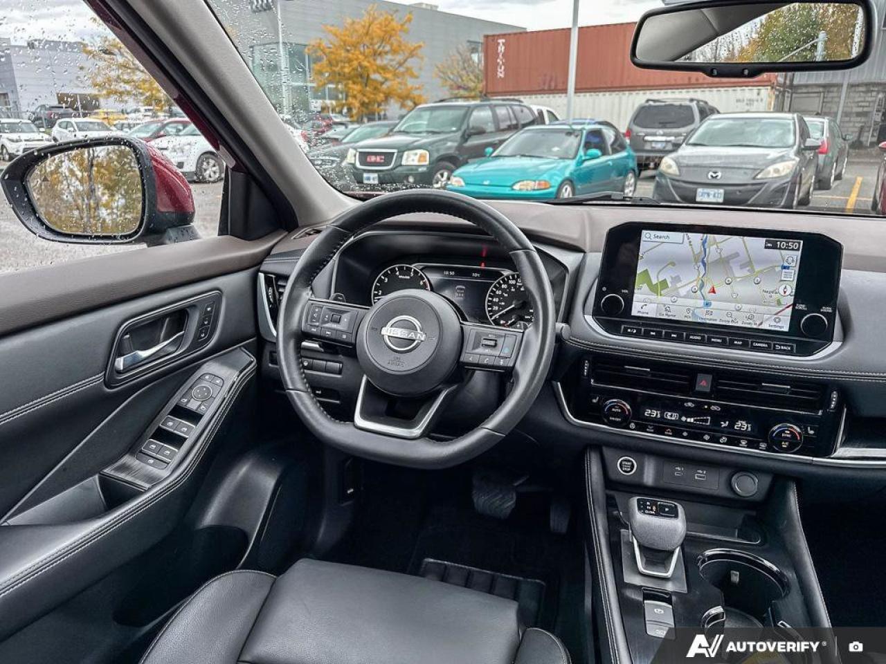 2023 Nissan Rogue SL Photo