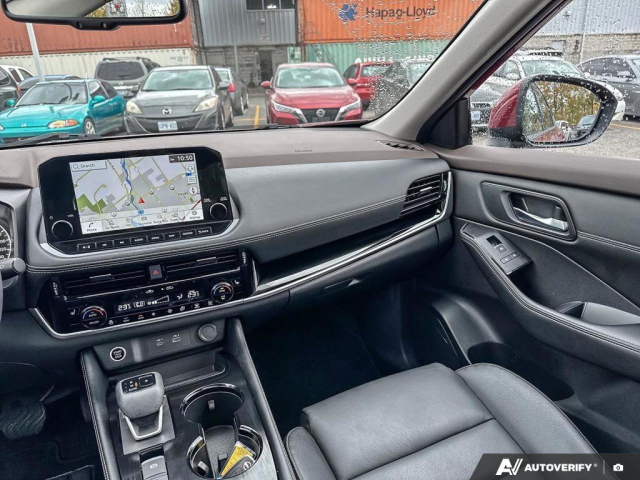 2023 Nissan Rogue SL Photo