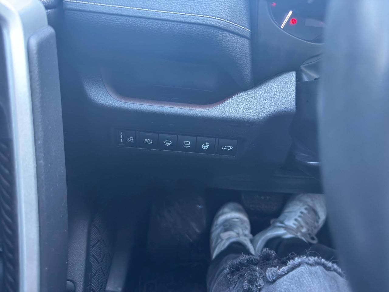 2020 Toyota RAV4 LIMITED AWD Photo