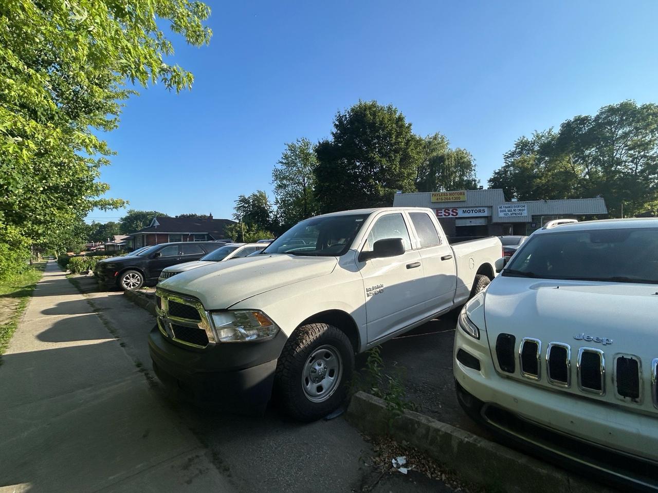 2018 RAM 1500 Tradesman 4x4 Quad Cab 6'4 Box Photo3