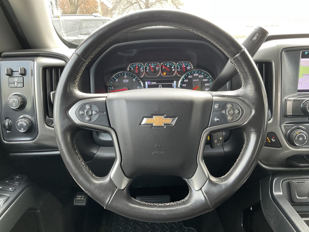 2018 Chevrolet Silverado 1500 LT Crew Cab 4WD - NAV! BACK-UP CAM! HEATED SEATS! Photo