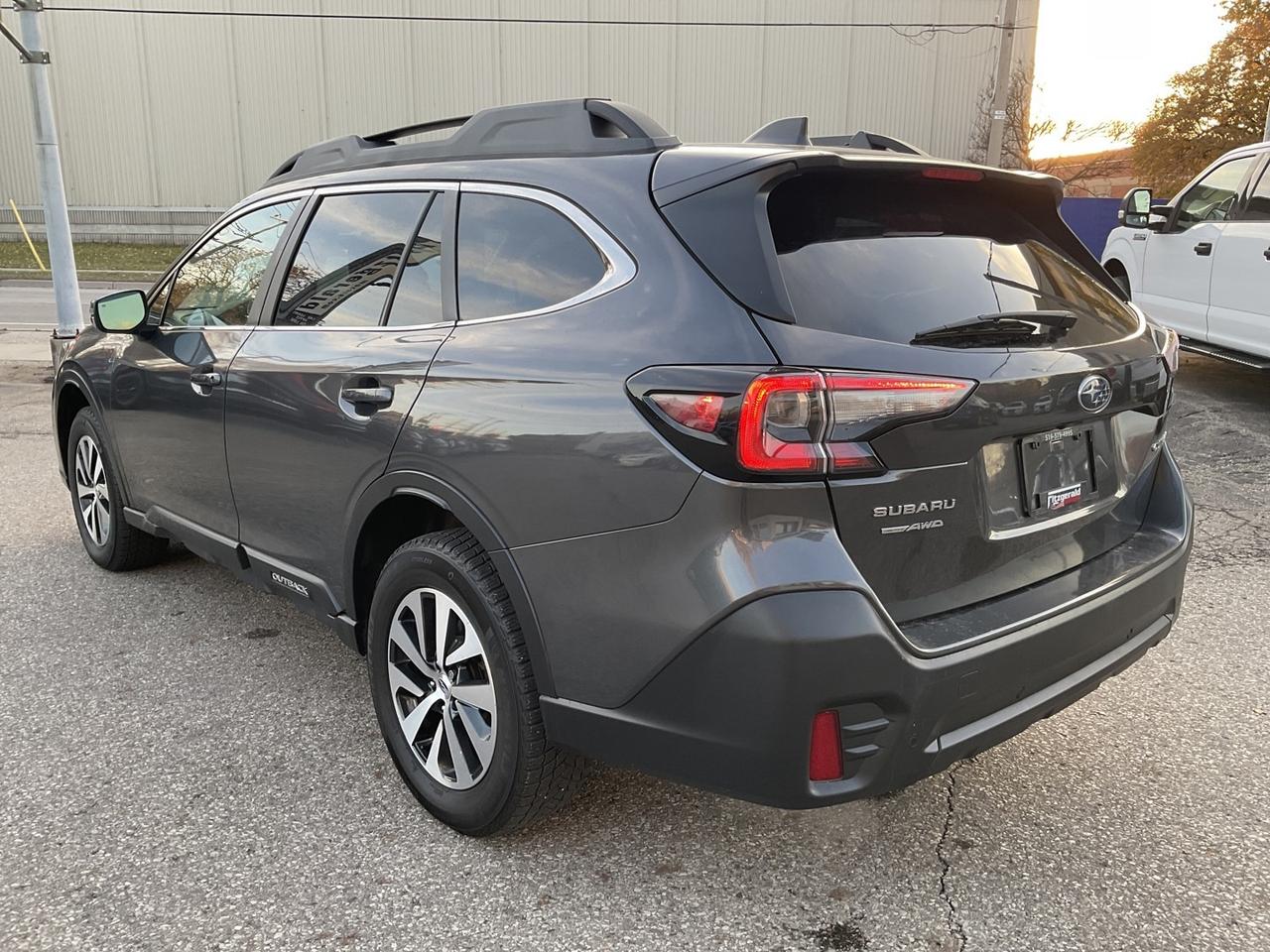 2020 Subaru Outback Touring - EYE SIGHT! BACK-UP CAM! BSM! SUNROOF! Photo