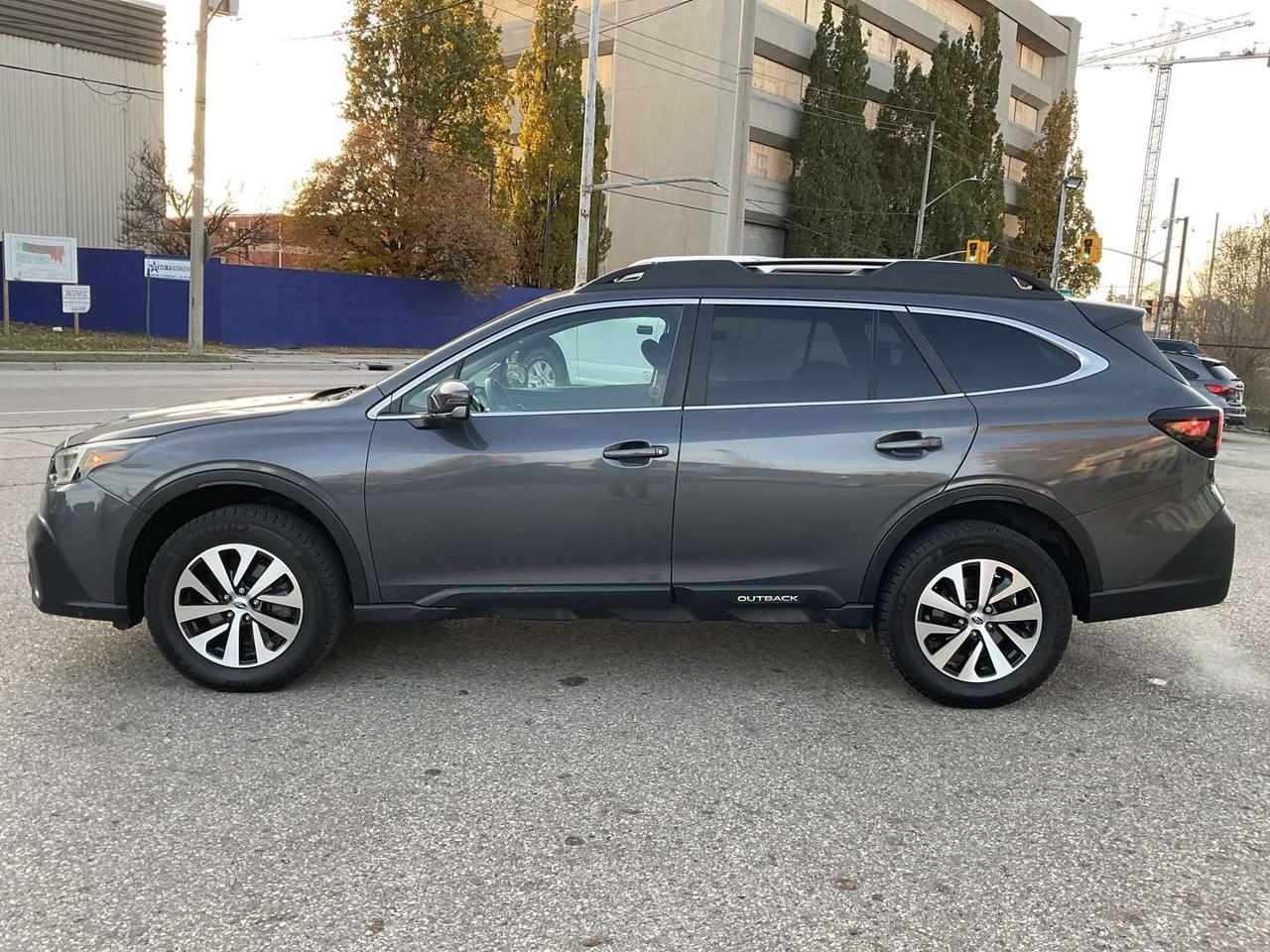 2020 Subaru Outback Touring - EYE SIGHT! BACK-UP CAM! BSM! SUNROOF! Photo