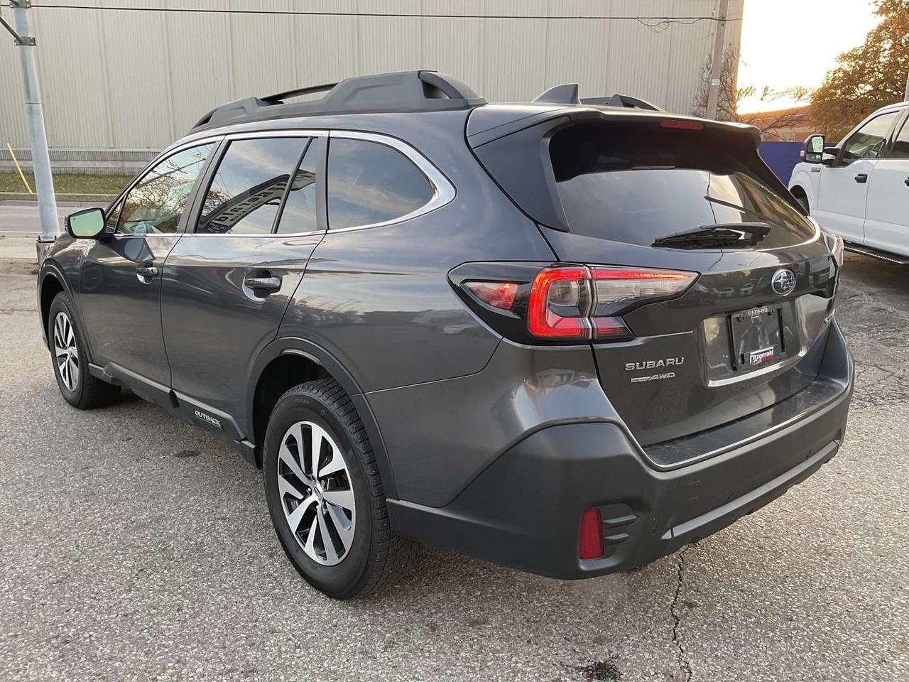 2020 Subaru Outback Touring - EYE SIGHT! BACK-UP CAM! BSM! SUNROOF! Photo4