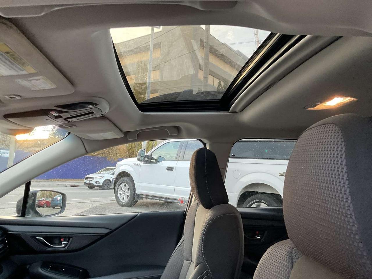 2020 Subaru Outback Touring - EYE SIGHT! BACK-UP CAM! BSM! SUNROOF! Photo