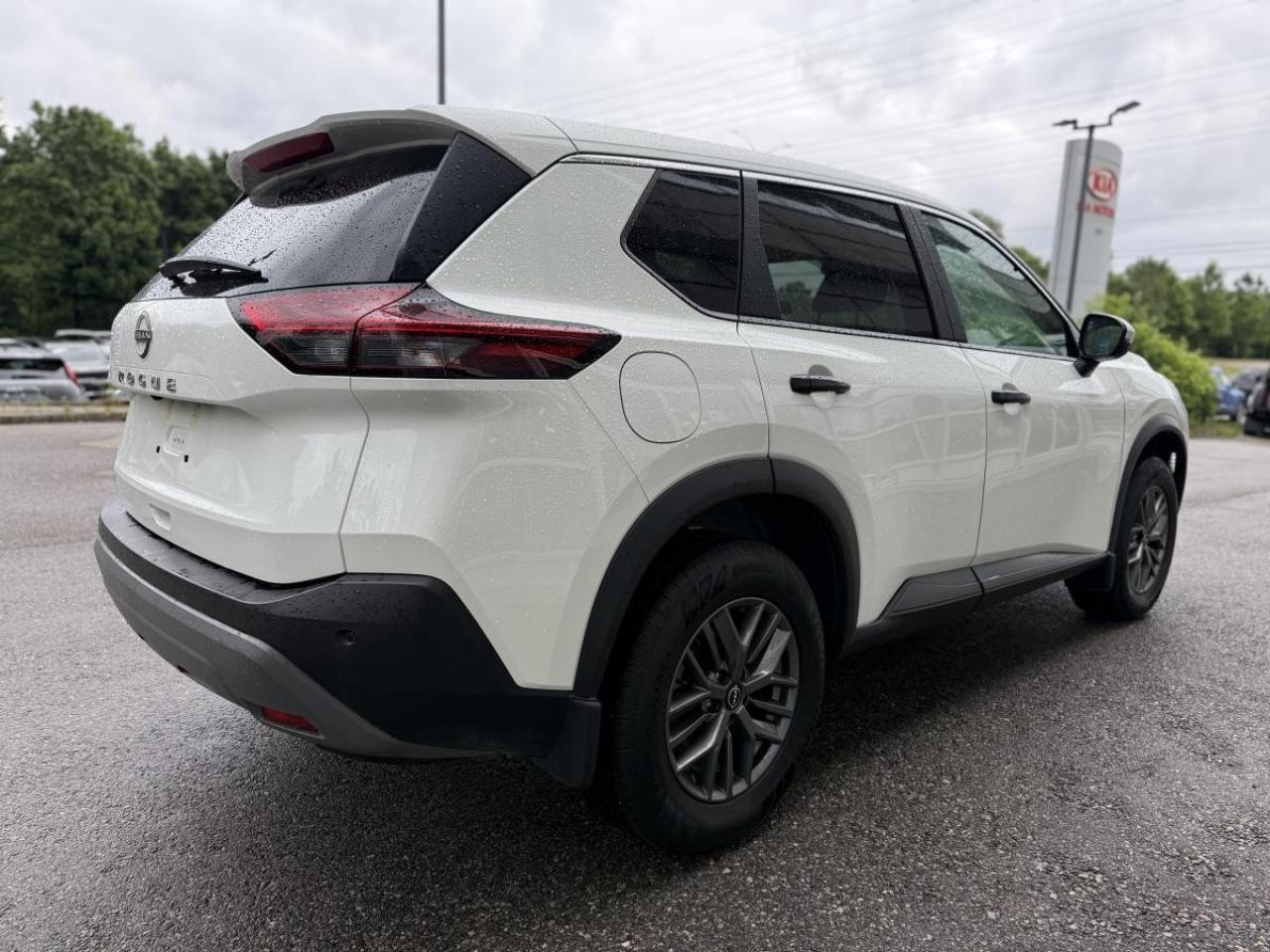 2023 Nissan Rogue S Photo