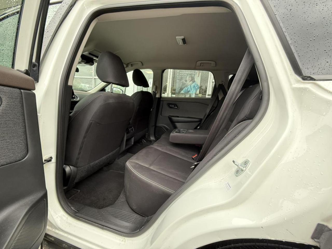 2023 Nissan Rogue S Photo