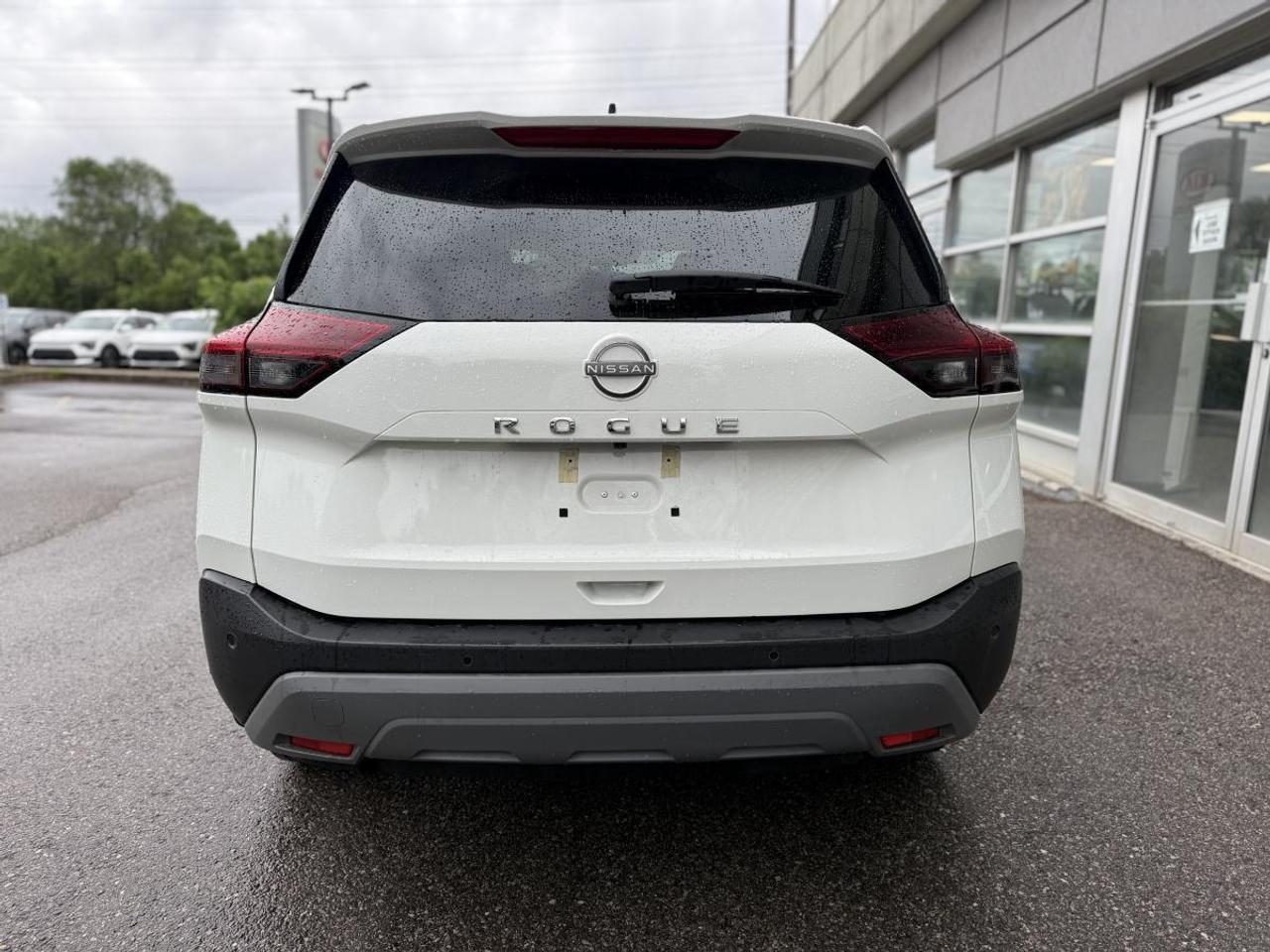2023 Nissan Rogue FWD S Photo4