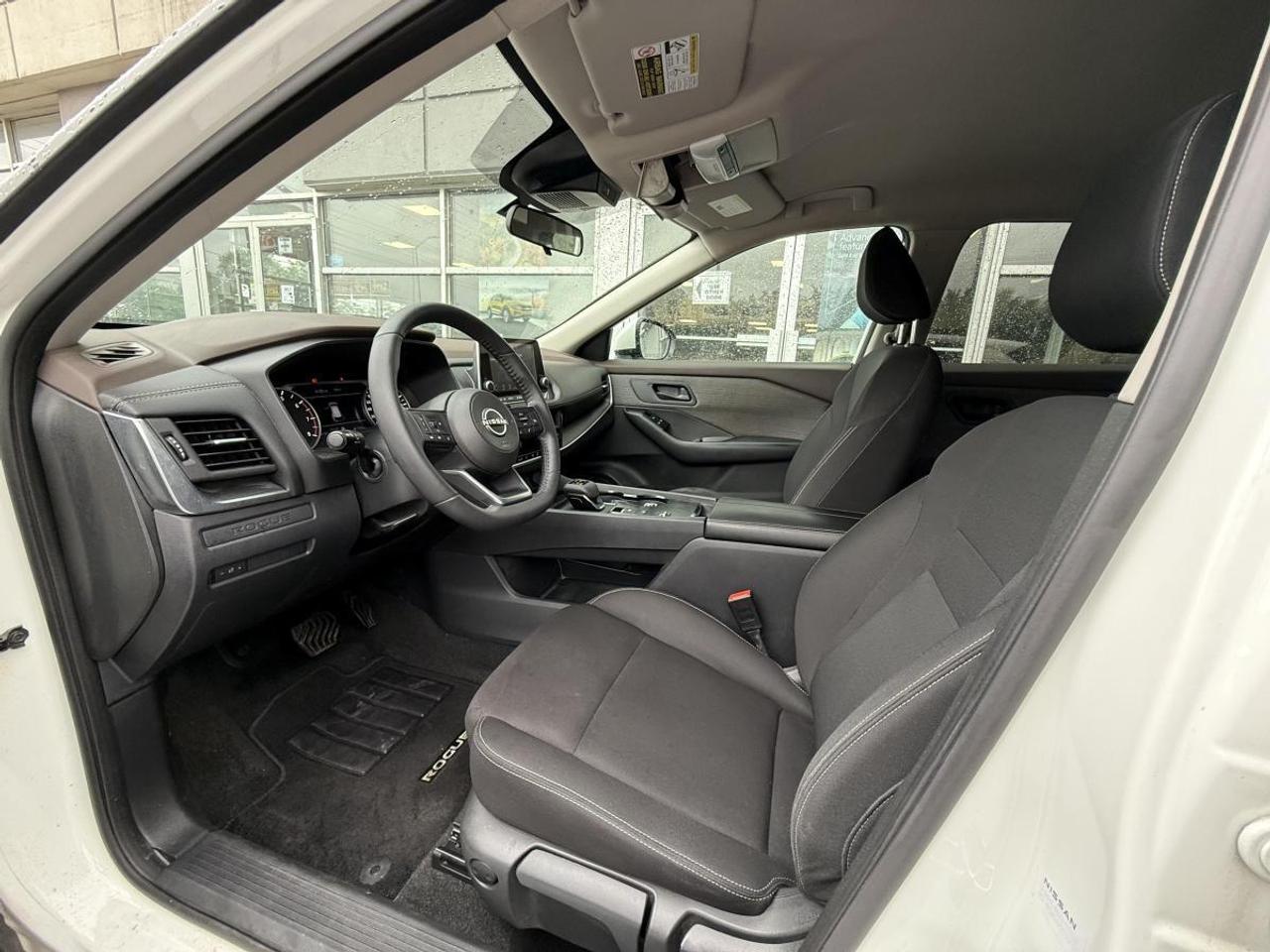 2023 Nissan Rogue FWD S Photo