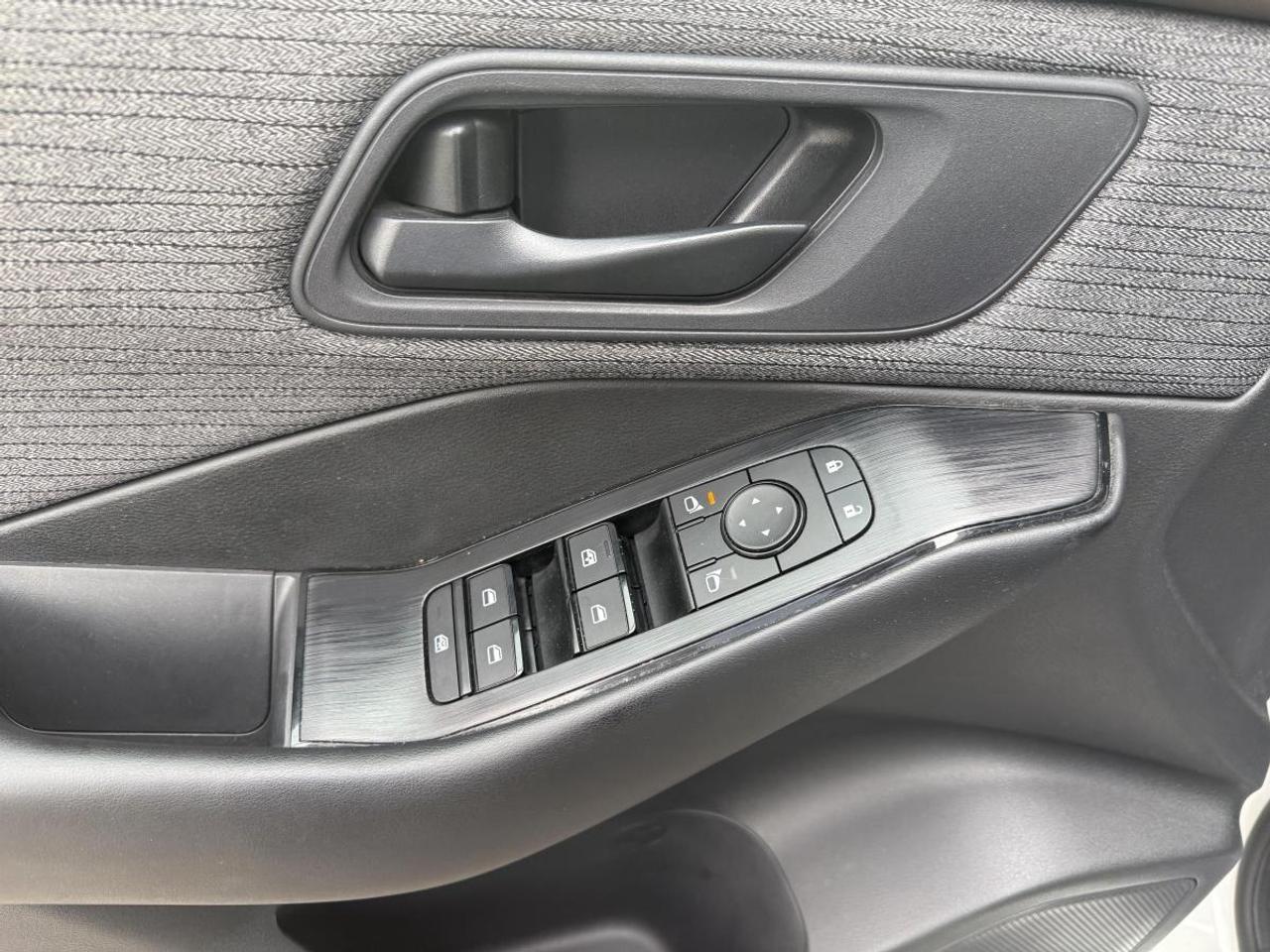 2023 Nissan Rogue FWD S Photo