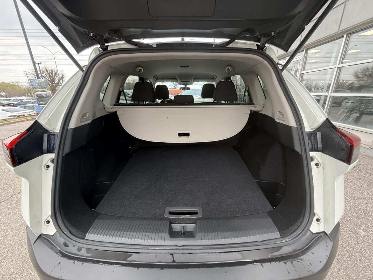 2023 Nissan Rogue FWD S Photo