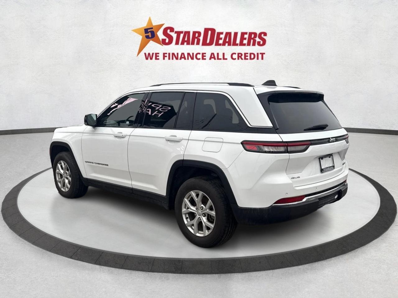 2023 Jeep Grand Cherokee Limited 4x4 WE FINANCE ALL CREDIT!  CLEAN! Photo