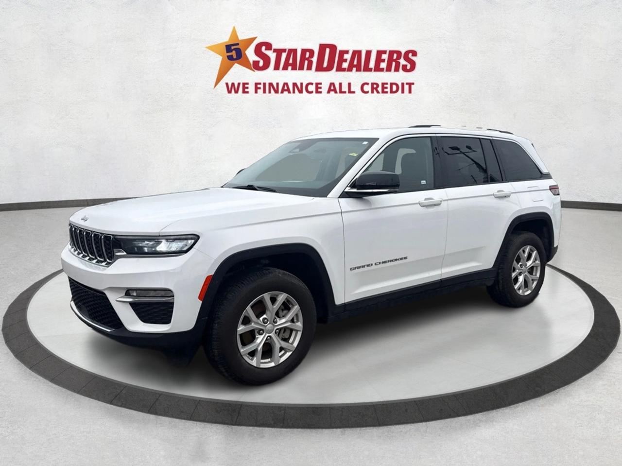 2023 Jeep Grand Cherokee Limited 4x4 WE FINANCE ALL CREDIT!  CLEAN! Photo