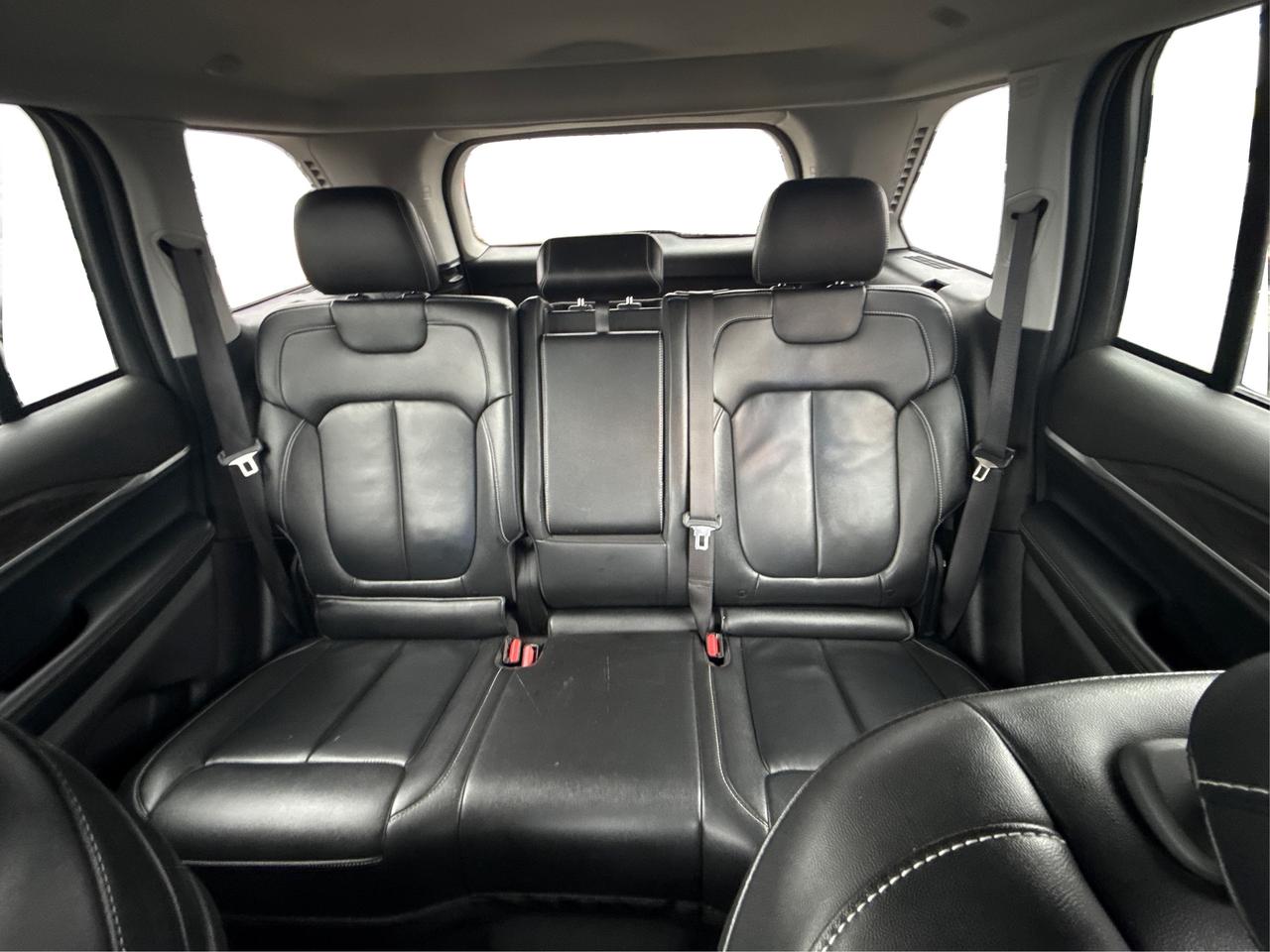 2023 Jeep Grand Cherokee Limited 4x4 WE FINANCE ALL CREDIT!  CLEAN! Photo